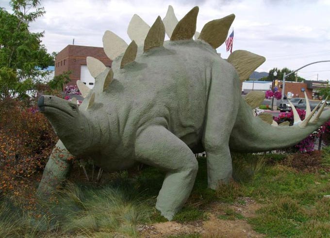 This picture shows a big Stegosaurus model at the Utah Field House of Natural History in Vernal, Utah.